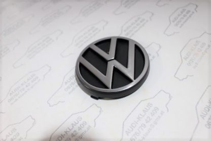 VW Polo/2 VW Emblem NOS 867853605A