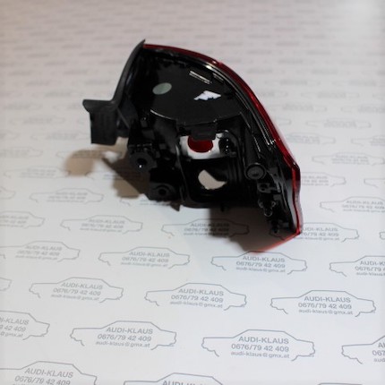 Audi A3/8VK Rücklicht Limo Magneti Marelli Links Außen NEU 13176401 – Bild 2