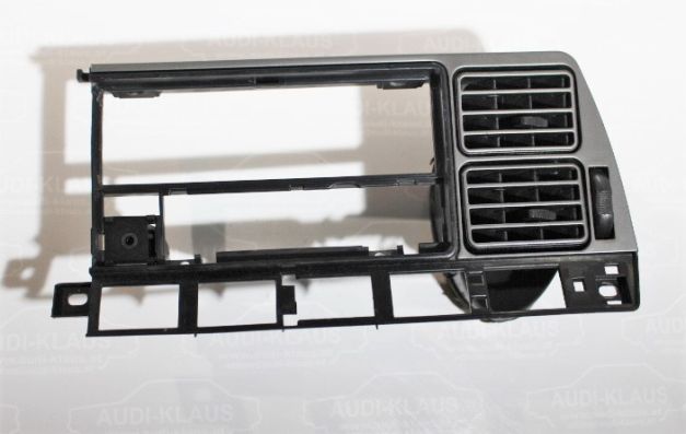 VW Passat 32B Blende/Rahmen Armaturenbrett Radio Lüftung grau