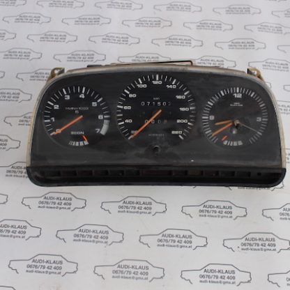 Audi 100/C2 Kombiinstrument