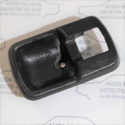 Audi 80/Typ 81/85/100/Typ 44 Verkleidung für Innenbetätigung negro 443837235A