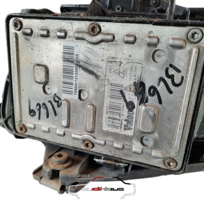 Audi A4/S4/B6 Scheinwerfer Bi-Xenon mit Leuchtmittel, Steuergerät und Leuchtweitenregulierung links 8E0941003P – Bild 3