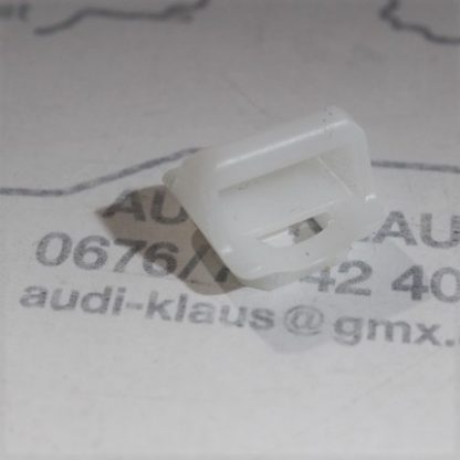 VW Passat 35i/B3/B4 Syncro Clip Säulenverkleidung Neu 357867300