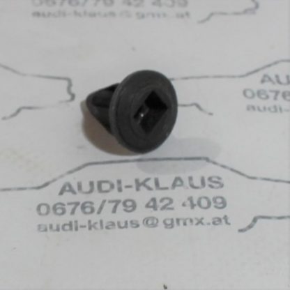 Audi Einsteckmutter NOS 441807300B – Bild 2