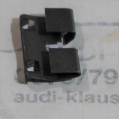 Audi/VW Klammer 435853393A – Bild 2