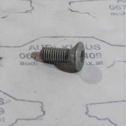 Audi/VW Schraube Neu 211831701B