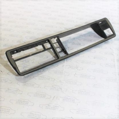 VW Golf/Jetta/Cabrio/Caddy/1 Tachorahmen mit Chrom 321867241E