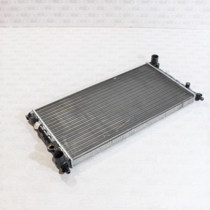 Seat Ibiza/1/Malaga/Ronda  Kühler Neu SE021117002A