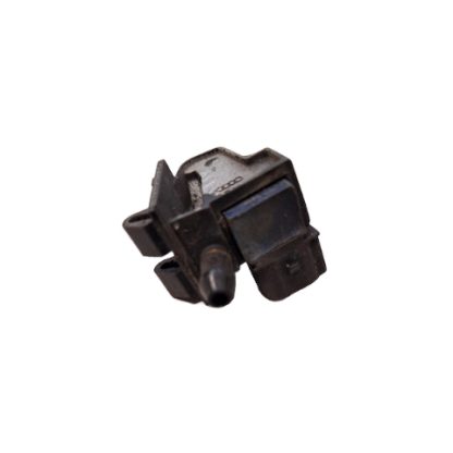 Audi A6/4B/RS4/S4/A4/B5 Spritzdüse beheizbar links 8D0955987A – Bild 2