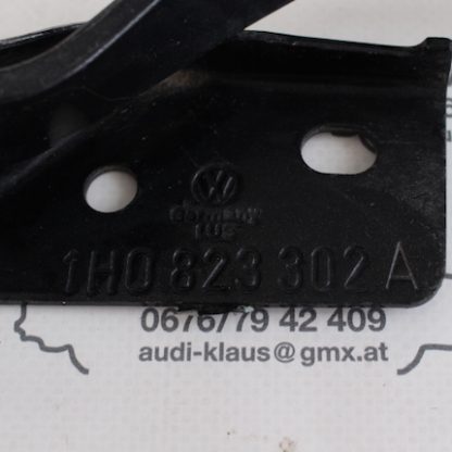 VW Golf/3 Scharnier Motorhaube 1H0823302A – Bild 4