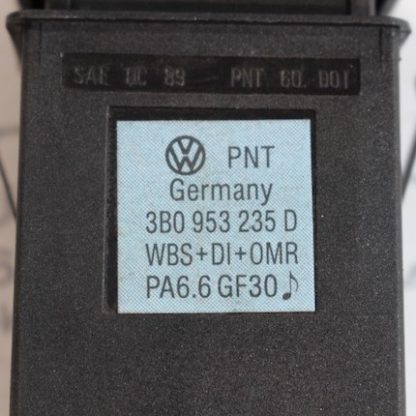 VW Passat/3B/3BG Schalter Warnblinker 3B0953235D – Bild 2