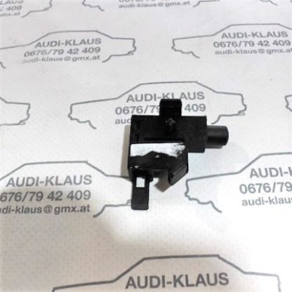 VW Bora/Golf 4 Handbremsschalter 1J0947561 – Bild 2