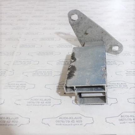 Audi A4/B5 Facelift Kombi Stoßstangenhalter rechts hinten 8D0807332C
