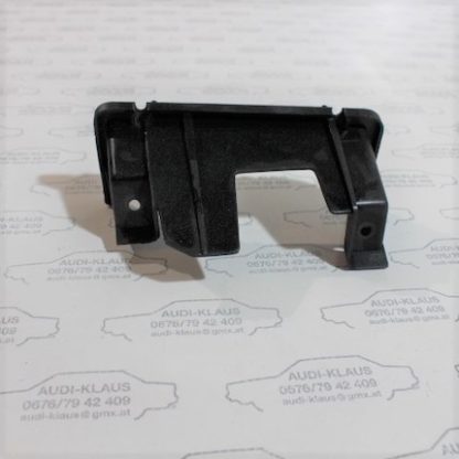 Audi A6/100/S6/S4/C4 Befestigungswinkel Rückleuchte links 4A0945567 – Bild 2