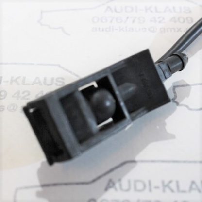 VW Golf/4/Bora Scheibenwaschdüse beheizt 6E0955986A – Bild 3
