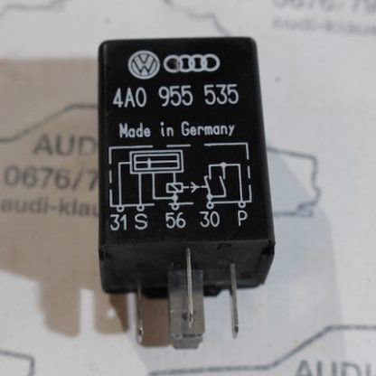 Audi A6/100/C4 Relais 328 Scheinwerferreinigungsanlage 4A0955535 – Bild 2