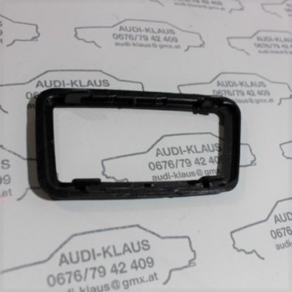 VW Passat/Santana 32B Abdeckung Türverkleidung rechts schwarz/Chrom 321837248 – Bild 2