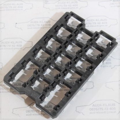 Audi 100/S4/A6/S6/C4 Relaisträger 13-fach 4A0937503A