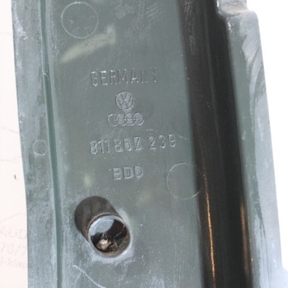 Audi 80/Coupé/Typ 81/85 VFL B-Säulenverkleidung links grün 811867239 – Bild 3