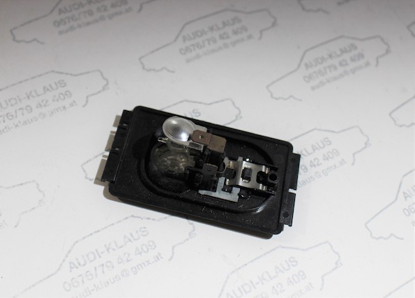 Audi 80/90/B3/100/200/C3 Beleuchtung/Angstgriff Schwarz 443947303 – Bild 2