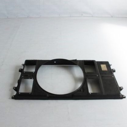 VW Passat/35i/B3 Lüfterring NEU 357121205