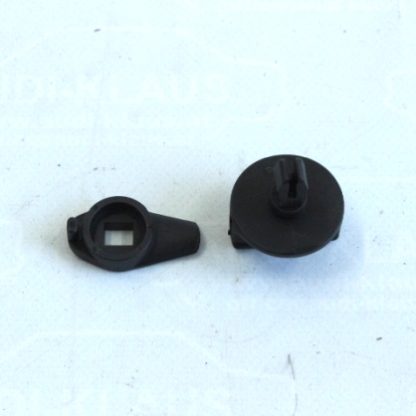 Vw Passat 35i/B3/B4/32B Hebel für Heckklappen Verkleidung NEU 331867466 – Bild 2