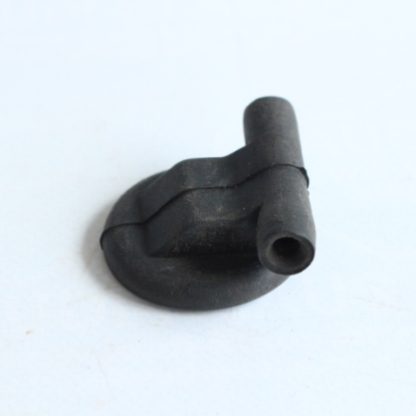 Audi 80/90/B3/100/200/C3 Tülle für Spritzdüse 447955837D