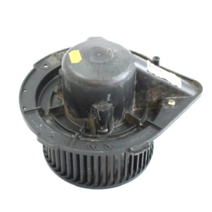 Audi 80/B4 Innenraumgebläse VALEO 8A1820021 – Bild 2