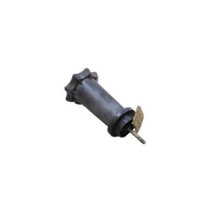 Audi A4/B5 Reserveradhalter 8D0803899 – Bild 3