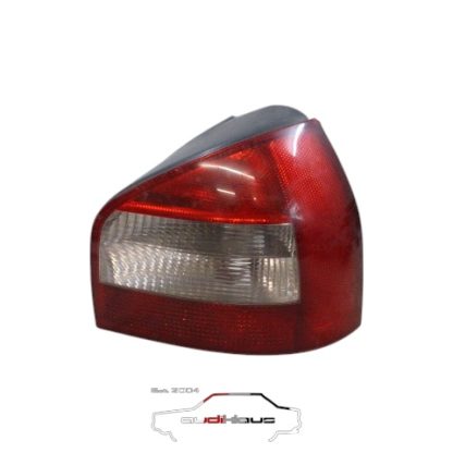 Audi A3/8L FL Rückleuchte rechts 8L0945096B