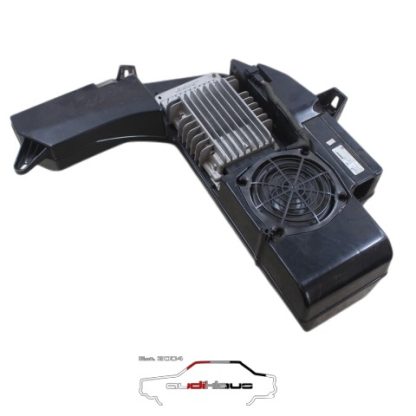 Audi A4/B6/B7/S4/Avant Bose Subwoofer + Verstärker 8E9035382C